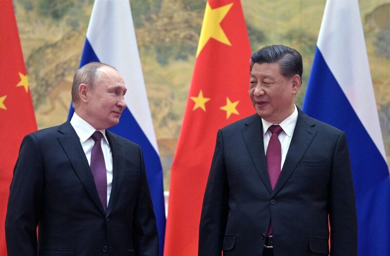 圖為2022年2月俄羅斯總統蒲亭（左）訪北京會晤中國國家主席習近平（右）。（圖取自twitter.com/KremlinRussia_E）