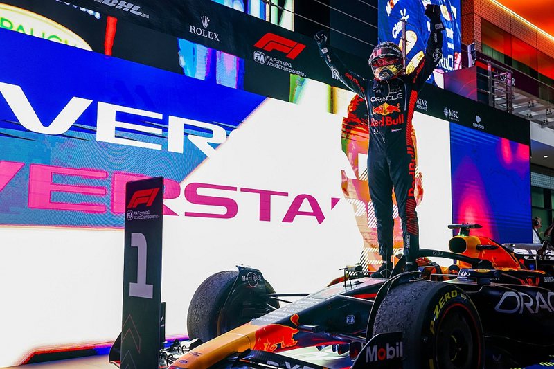 Max Verstappen賽後表示：「這是我表現最好的一年！我努力在參加的週末...