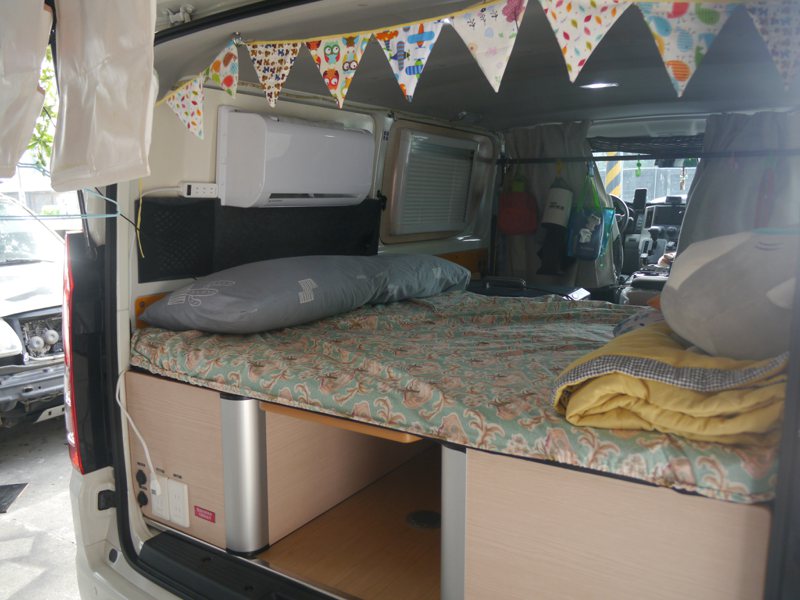 露營風盛行，不少人把車子改裝成可以車宿的空間。圖／聯合報系資料照片